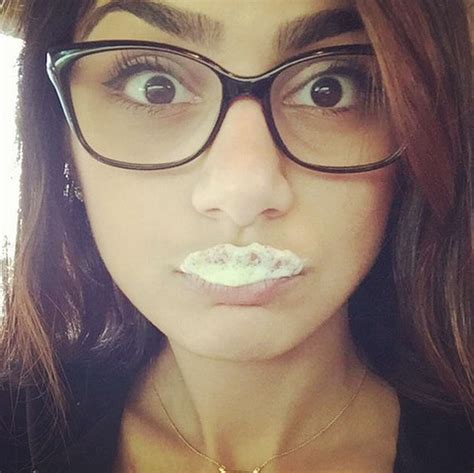 Mia Khalifa Cum In Mouth Compilation Vidéos Porno